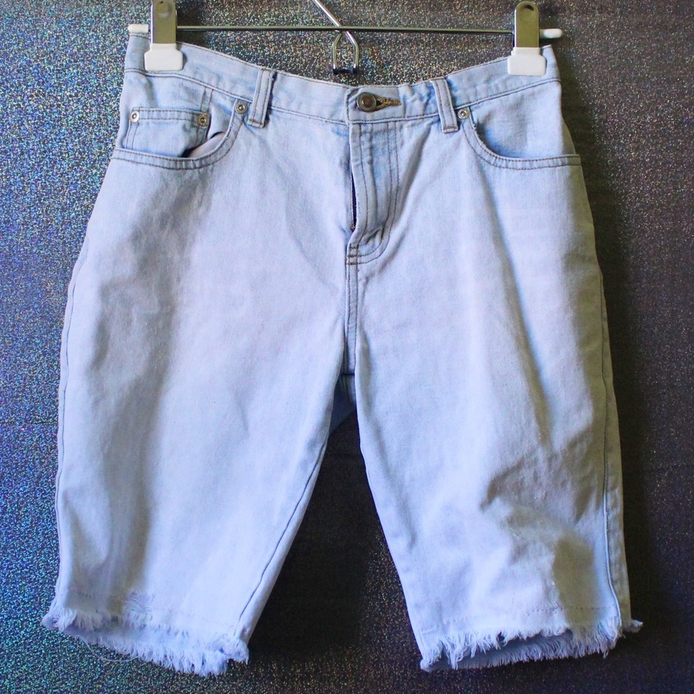 ⚡️ Arizona Jean Co. Distressed Bermuda Shorts